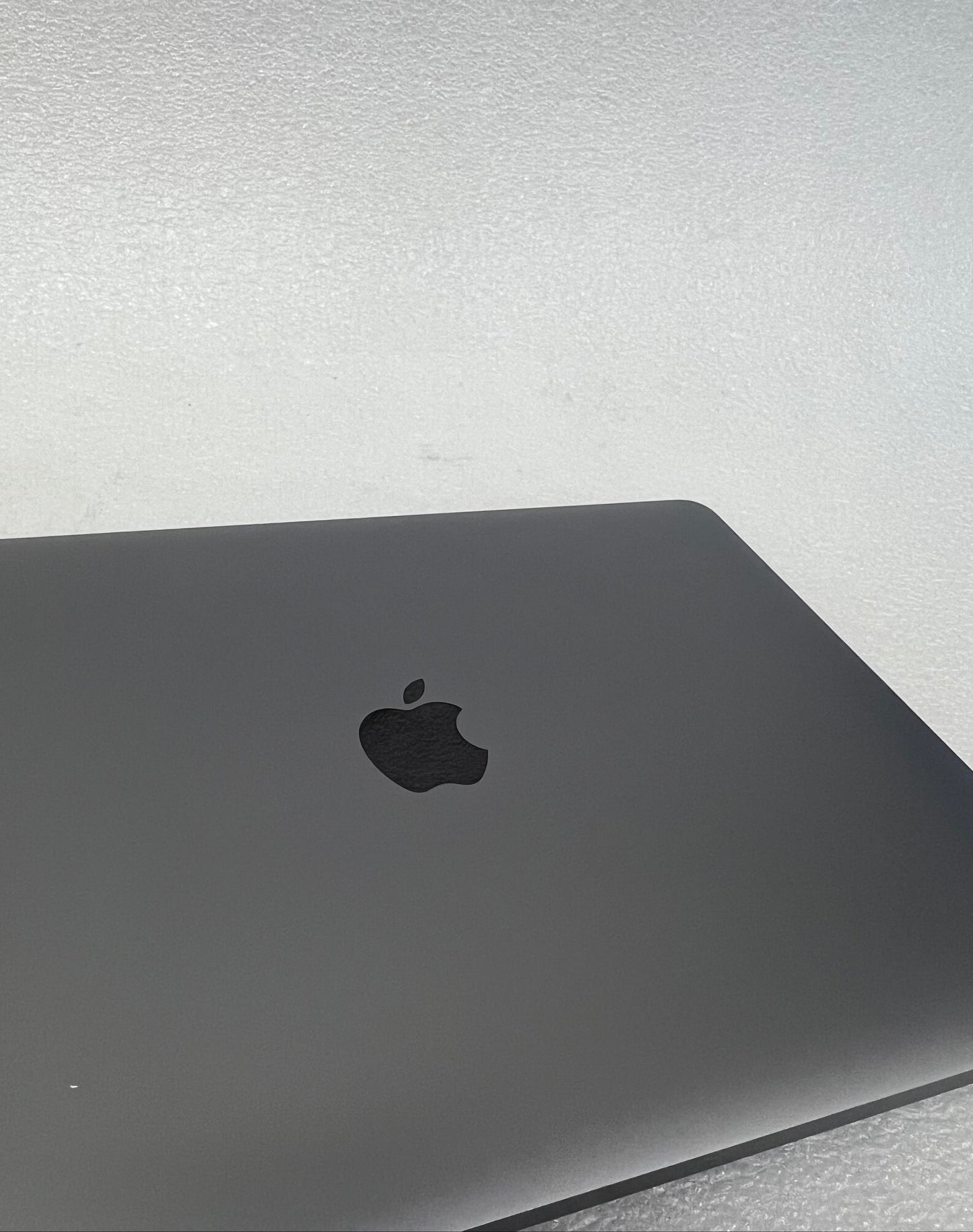Apple MacBook Air 13" Retina i5 8th Gen Turbo 3.60GHz 8GB 256GB SSD 2018 Hurry Buy Now!