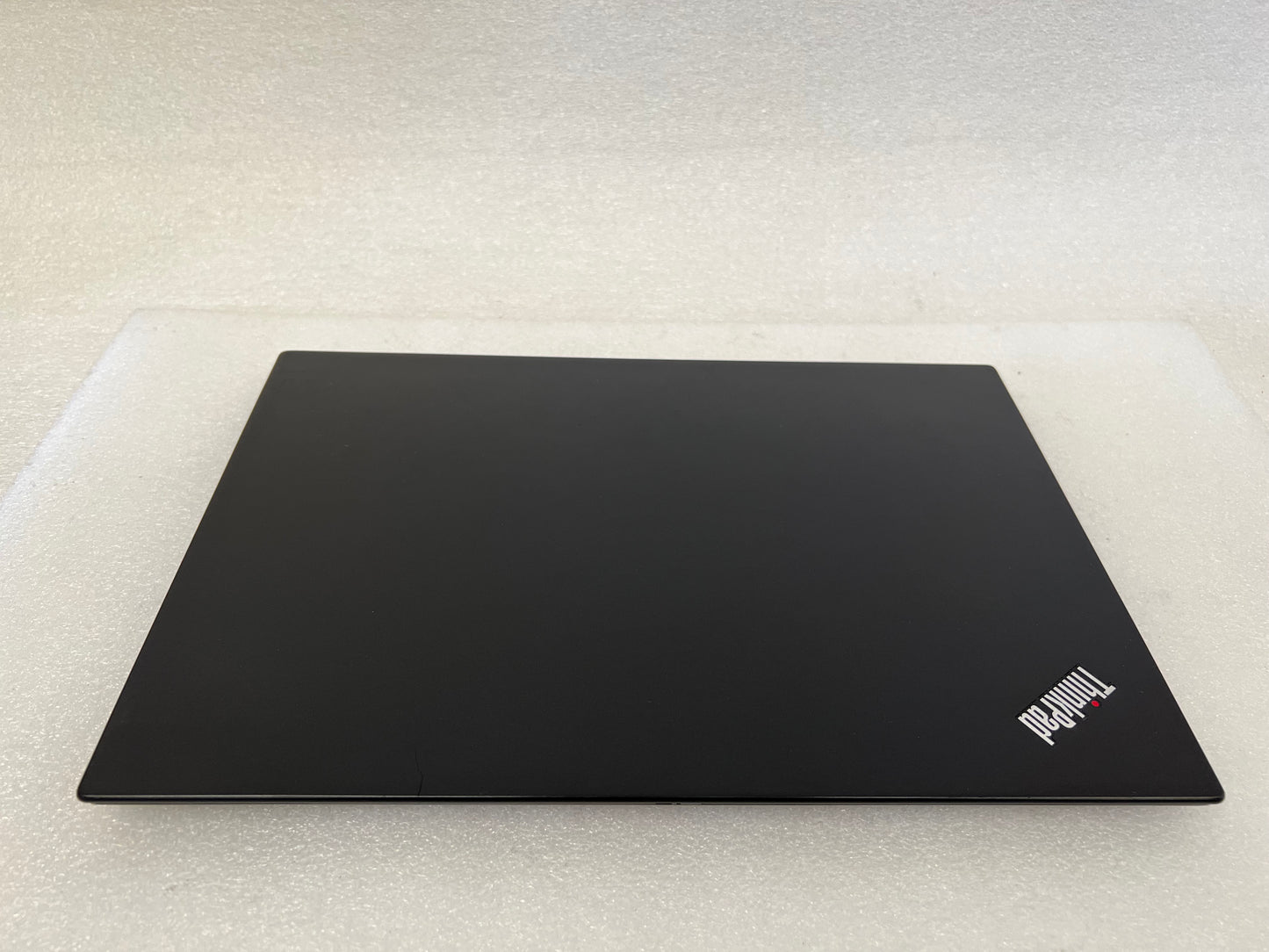 Lenovo ThinkPad T490s i7 8565U 1.8GHz 16GB 512GB SSD 14" Win 11 pro 1y Warranty