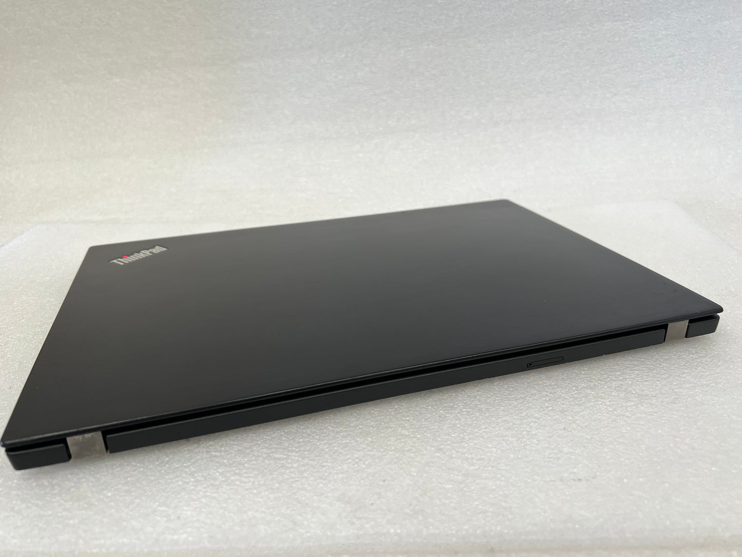 Lenovo ThinkPad T490s i7 8565U 1.8GHz 16GB 512GB SSD 14" Win 11 pro 1y Warranty