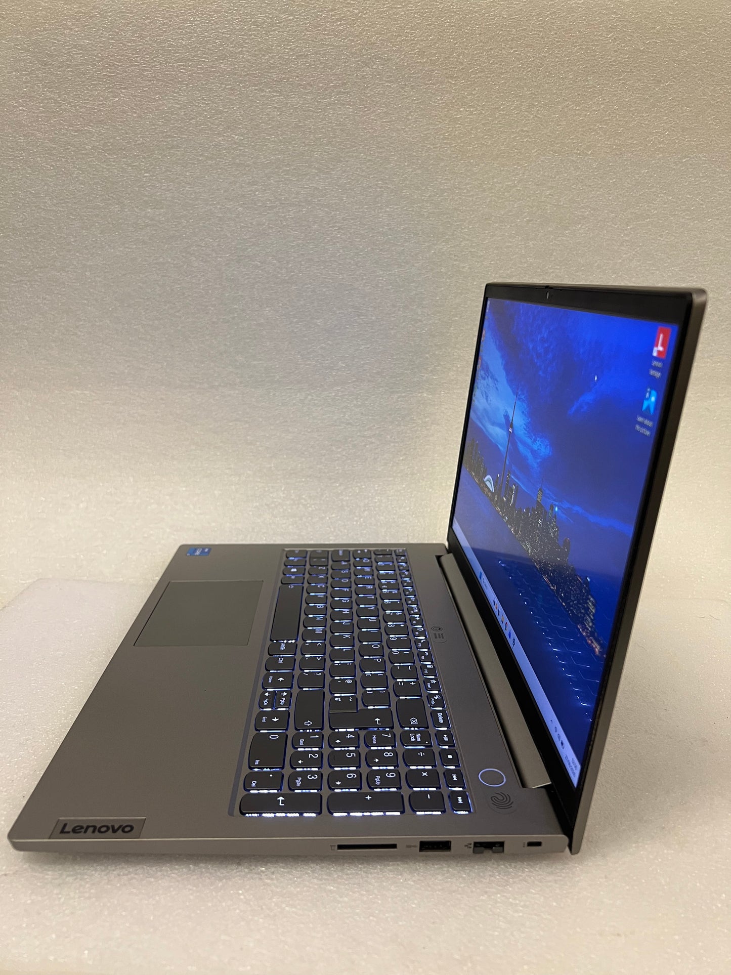 Lenovo ThinkBook 15 G2 ITL i5 1135G7 Turbo 4.2GHz 8GB 256GB SSD Windows 11 Pro Laptop