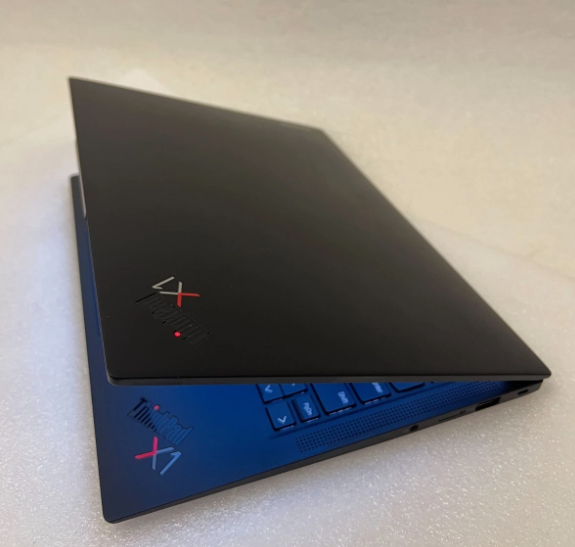 Lenovo ThinkPad X1 Carbon laptop 11th Gen i7 1355U 16GB 512GB SSD 1YR Warranty