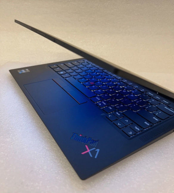 Lenovo ThinkPad X1 Carbon laptop 11th Gen i7 1355U 16GB 512GB SSD 1YR Warranty