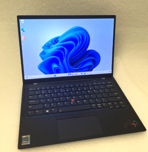 Lenovo Thinkpad X1 Carbon Gen 9 i7 16GB 512GB SSD Win 11 pro 1 YR Warranty 14"