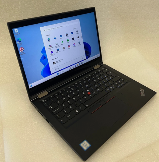 Lenovo ThinkPad X390 Yoga laptop Touch Screen i7 8th Gen 16GB 256GB SSD 13.3"