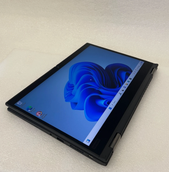 Lenovo ThinkPad X390 Yoga laptop Touch Screen i7 8th Gen 16GB 256GB SSD 13.3"