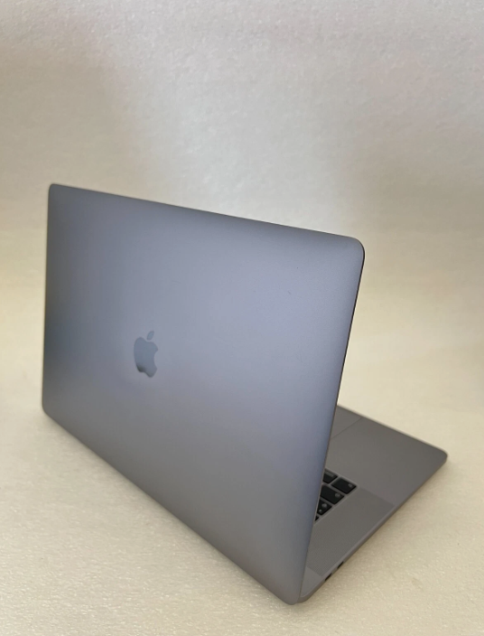 Apple MacBook Pro 15” Retina i7 9750H Turbo4.5GHz 16GB 512GB SSD Touch Bar laptop 4GB Graphics