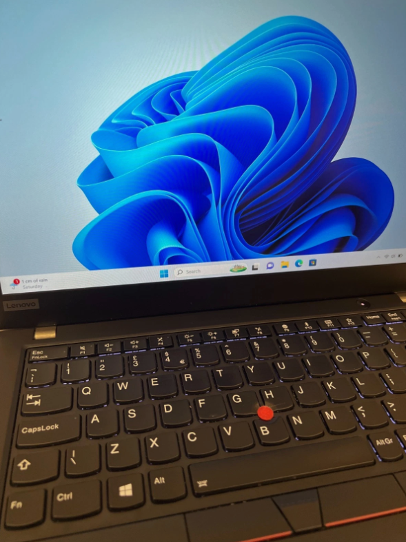 Lenovo ThinkPad X390 Laptop i5 8265U 1.6GHz 8GB 256GB SSD Windows 11 Pro Hurry!