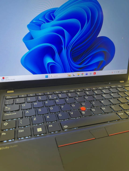 Lenovo Thinkpad X13 Gen 5 intel core Ultra 5 125U 16GB 512GB SSD Windows 11 Laptop